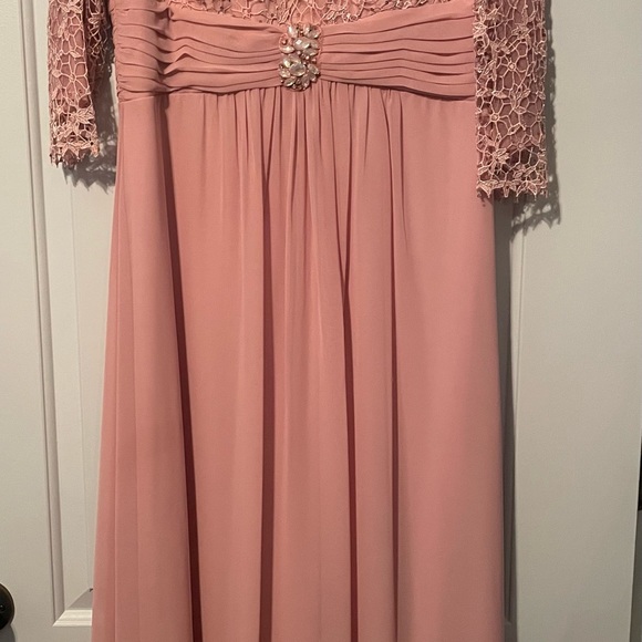 MOTHER OF THE BRIDE dress Size L or 10/12  Worn once / paid $286 - Picture 2 of 4